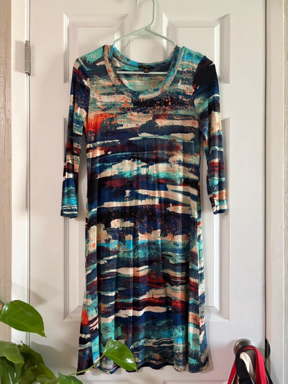 Cupio Abstract Wave-Print Long Sleeve Midi Dress in Teal, Navy and Cream